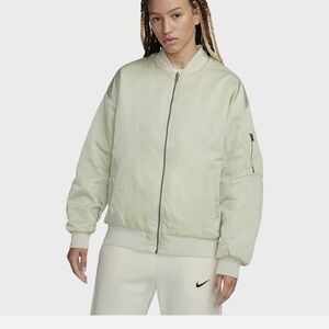 Women's  Nike Sportswear SE Reversible Bomber Jacket Pale Green/White